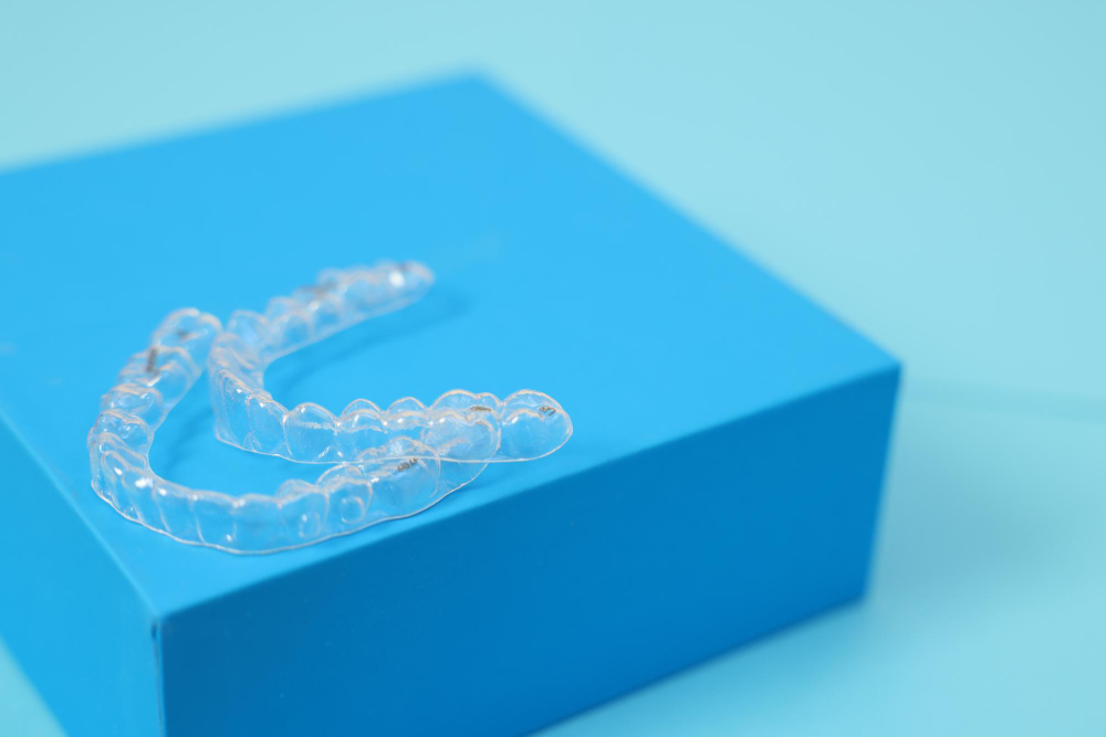 Ile kosztuje leczenie Invisalign?